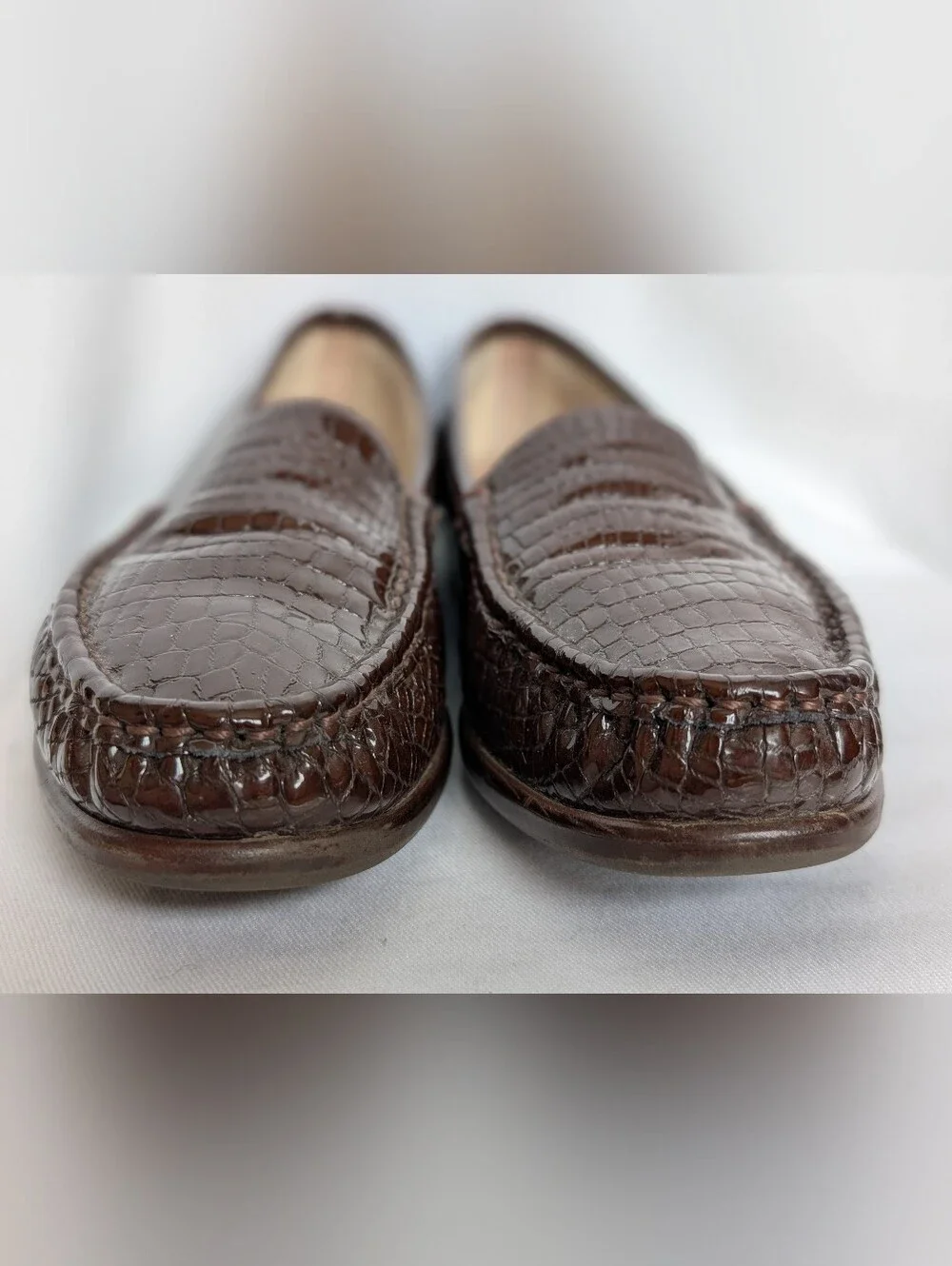 SAS Tripad Comfort Women's Loafers Size 9M Brown Crocodile Print Patent Leather